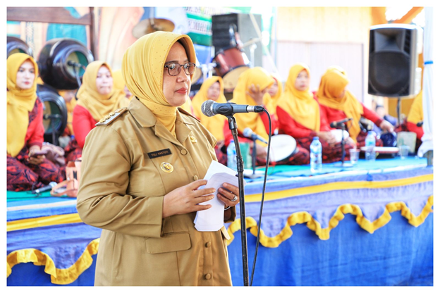 Bupati Hadiri Pengajian Akbar dan Santunan Anak Yatim Bersama Pedagang Pasar Kemiri