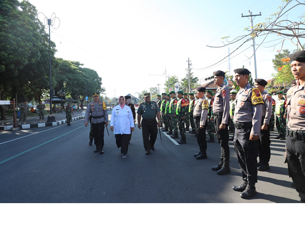 Apel Gelar Pasukan, Bupati Serahkan Mobil Dalmas 