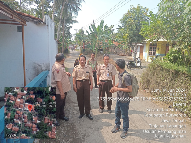 Tinjauan lapangan usulan perbaikan jalan poros Kelurahan Bayem