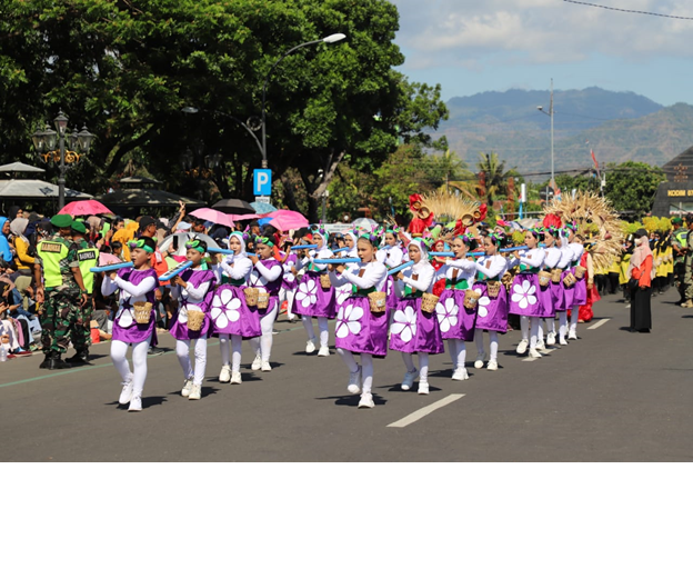 Meriah, Karnaval SD/SMP Diikuti 20 Sekolah